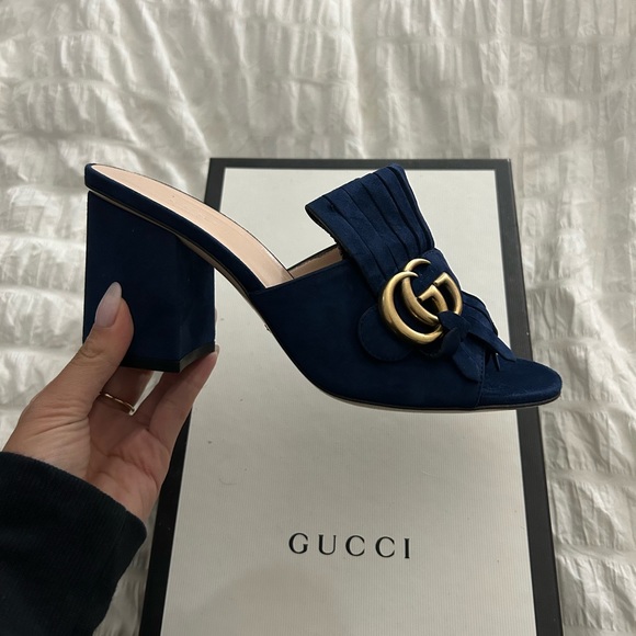 Selling all designer shoes; Dior, ysl, Yeezy, Nike, Gucci - Picture 5 of 16
